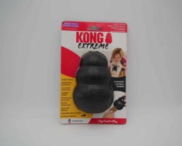 Jouet KONG Extreme noir pour chien – caoutchouc ultra-robuste, rebond imprévisible